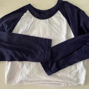 American Apparel Cropped Long Sleeve Crop Top
